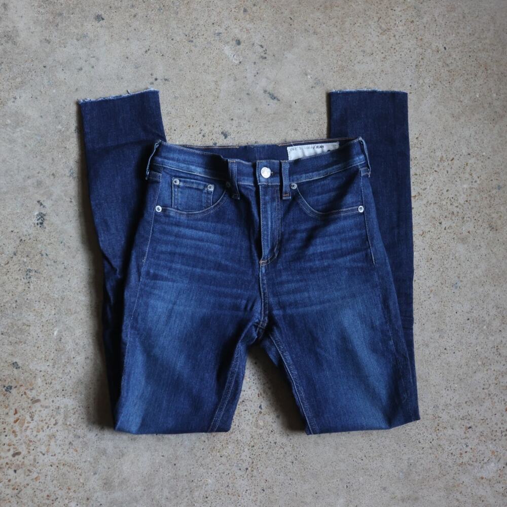 Rag & Bone Skinny Ankle Jeans Dark Wash Raw Hem Size 26
